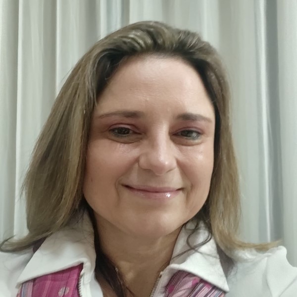 Foto de ALINE THAIS BRUNI